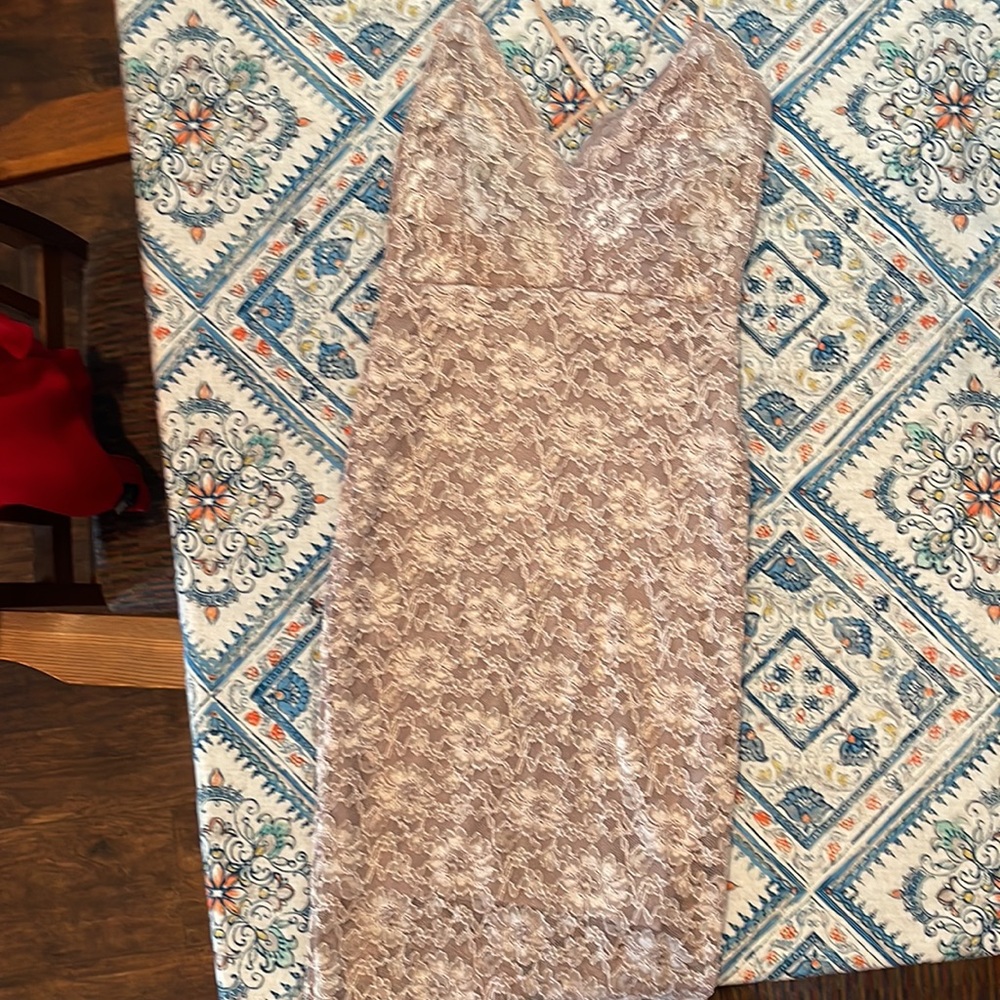 Sexy rose gold lace dress - Picture 4 of 7